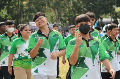 LINE_ALBUM_101066_231010_108.jpg