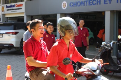 LINE_ALBUM_71266_231207_107.jpg