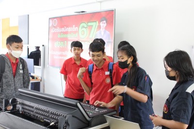 LINE_ALBUM_71266_231207_114.jpg