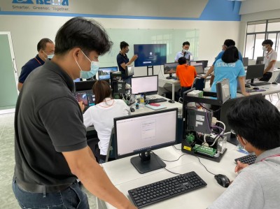 LINE_ALBUM_ͺ��Delta(servo)day1_220217_25.jpg